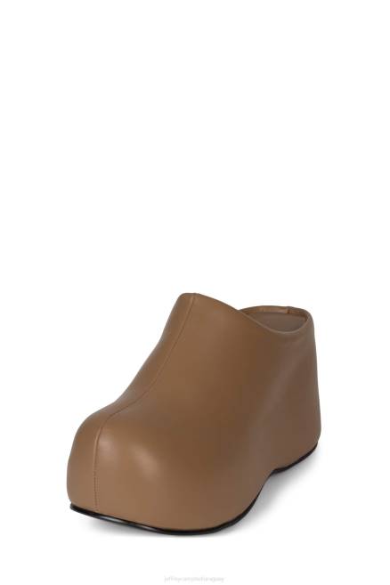 mujer obstruyendo Jeffrey Campbell F6JX8 bota de plataforma marrón claro